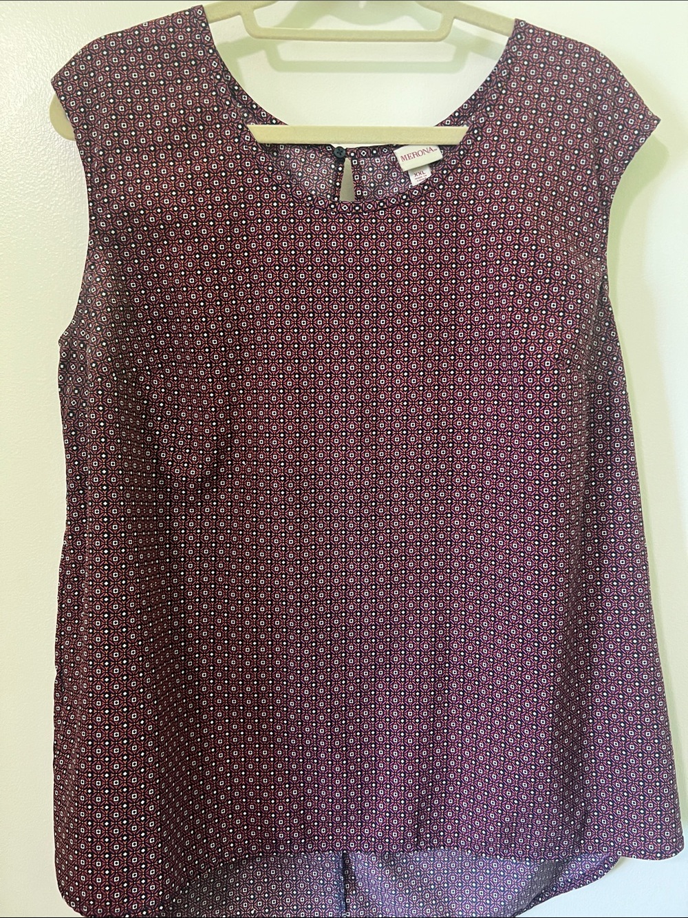 Merona Burgundy Geometric Sleeveless Blouse XXL